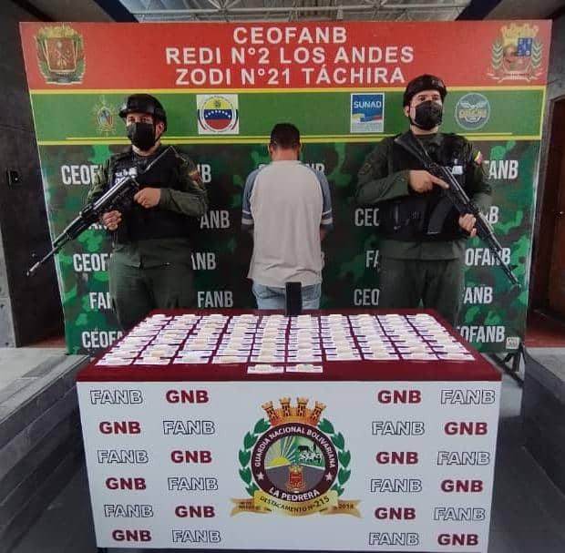 Detenido en Vega de Aza sujeto con droga oculta de manera intraorgánica