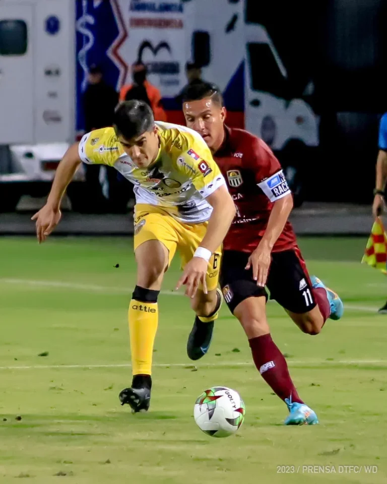 Deportivo Táchira marcó triplete para vencer al Carabobo en Valencia
