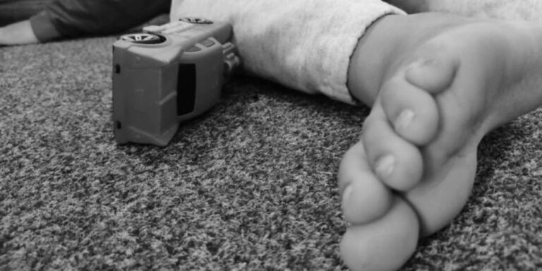 Niña de dos años murió en medio de un ataque sicarial