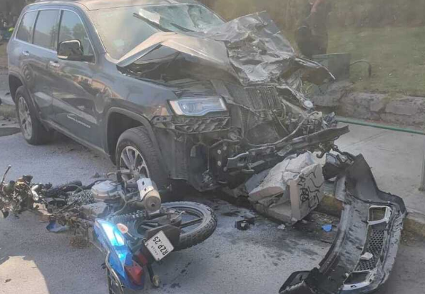 Dos venezolanos murieron en violento choque en Viña del Mar, uno regresaba al país este sábado