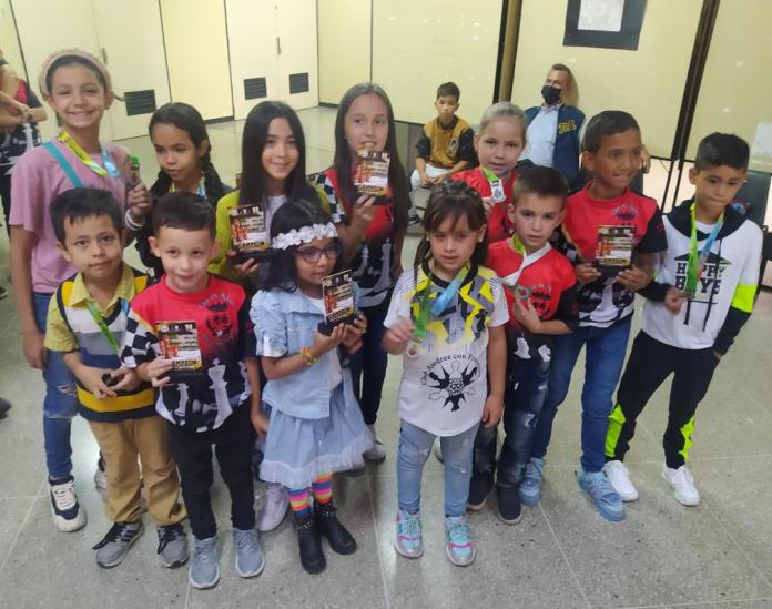 El semillero del deporte ciencia derrochó clase en los tableros.