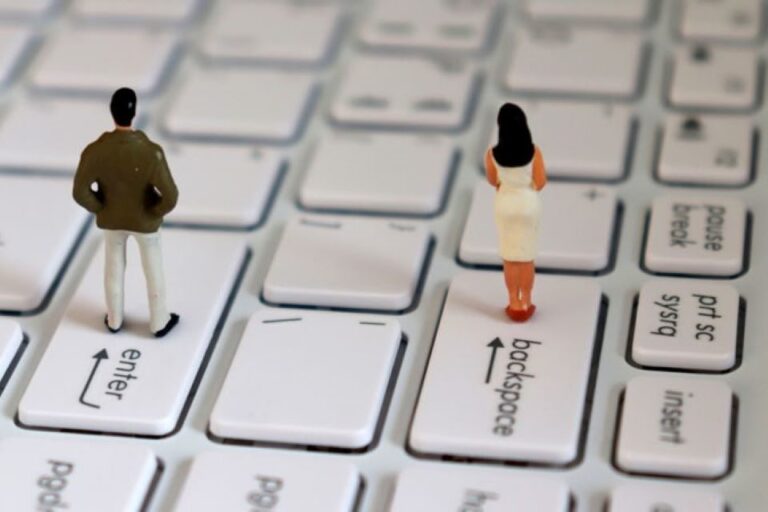 ONU Mujeres: «No lograremos la igualdad de género sin cerrar la brecha digital»