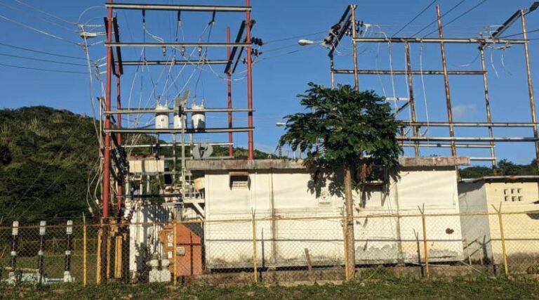 En Falcón habitantes de la Zona Sur de Zamora no aguantan los apagones