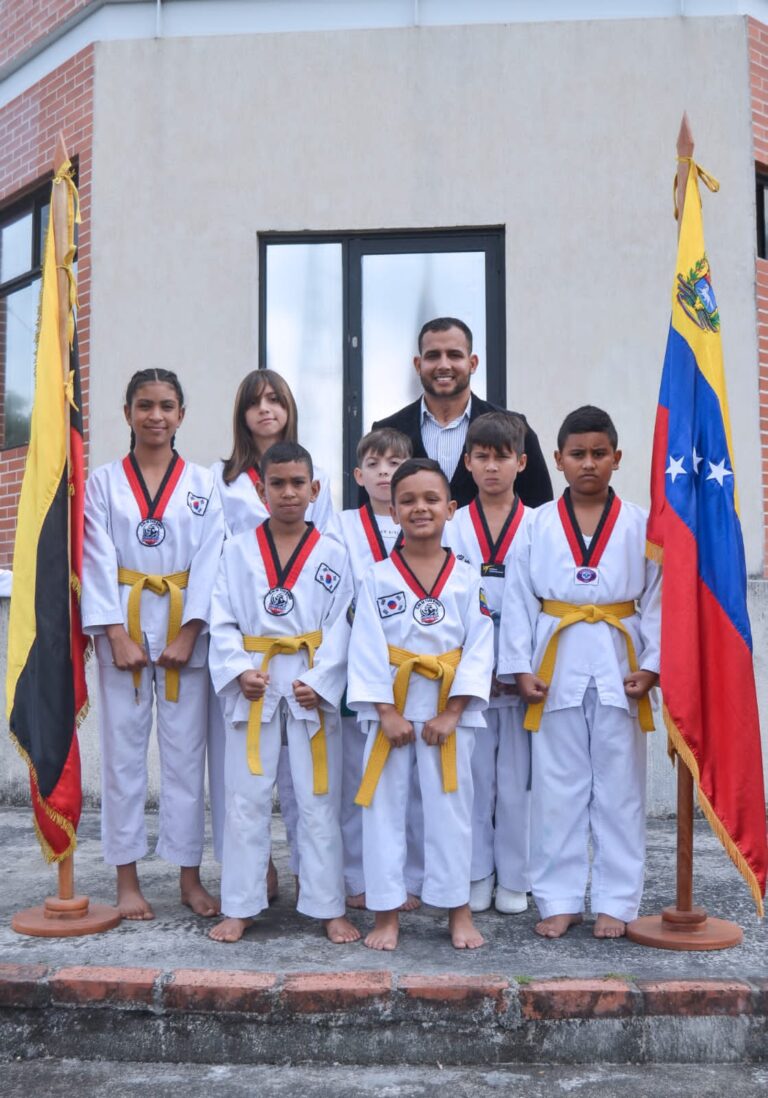 Siete niños de El Palotal se alistan para las regionales de Taekwondo en Trujillo
