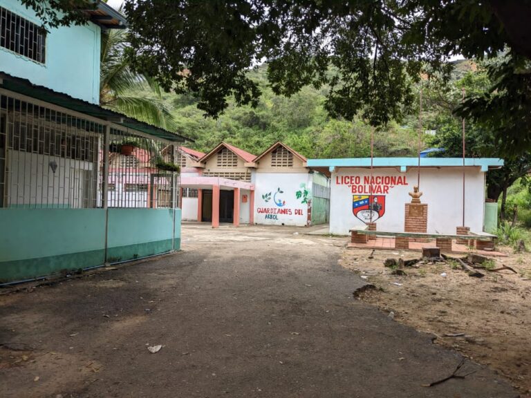 Adolescente mencionada en supuesto intento de rapto no estudia en el Liceo Bolívar de San Antonio