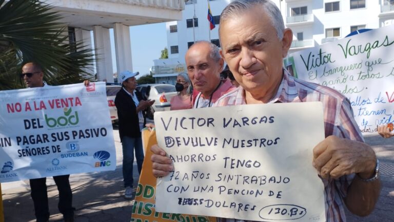 Reclamos de ahorristas y pensionados del BOD sin respuesta