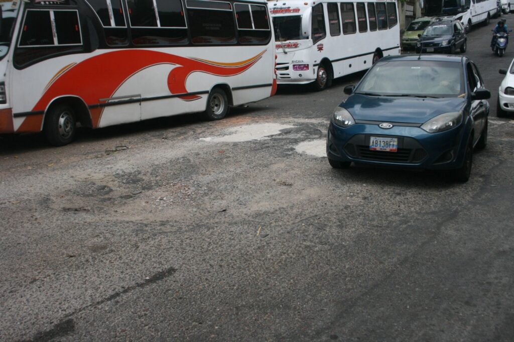 Asamblea Nacional aprueba investigar restricciones a transportistas venezolanos