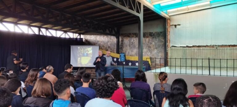 Panorama histórico de la Escuela de Música Miguel Ángel Espinel