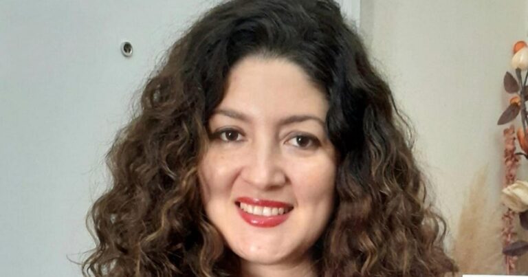 ¿Qué tiene que ver un ex Mister Venezuela con el polémico sorteo de una política argentina?