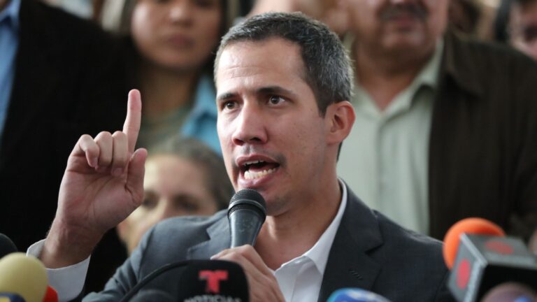 Guaidó sobre detenciones de funcionarios: «Ni en una serie de narcos había tanto descaro»