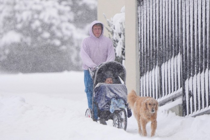 Extraño invierno en EEUU: Nieve en California, calor en Washington