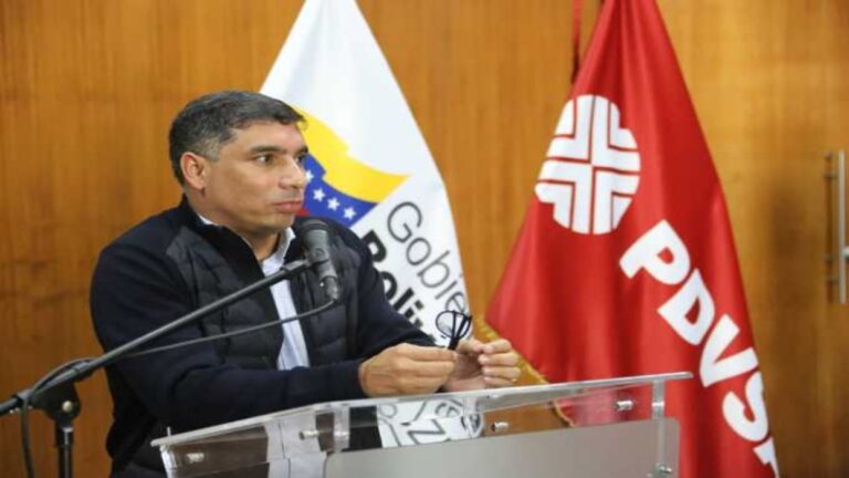 Ministro Rafael Tellechea asume mando en PDVSA