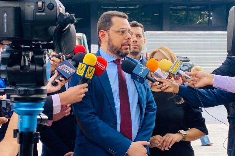 Ecarri exige a la Fiscalía que diga cuánto dinero se robaron por corrupción