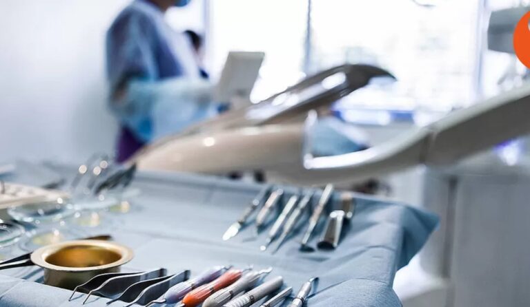 Una mujer cubana detenida por ejercer ilegalmente la odontología en una clínica clandestina