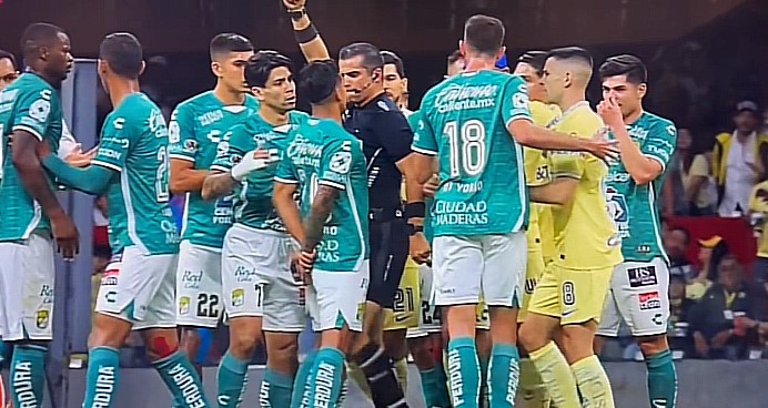 La razón por la que un árbitro mexicano recibió polémica sanción de 12 partidos