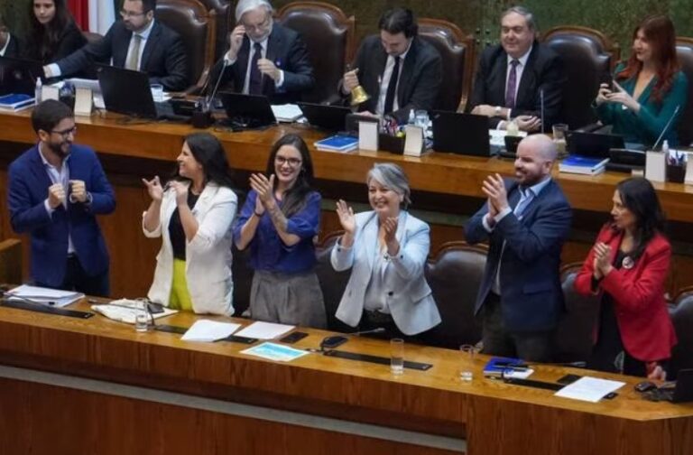 Reducción de la jornada laboral a 40 horas semanales en Chile se hará de manera progresiva en los próximos 5 años