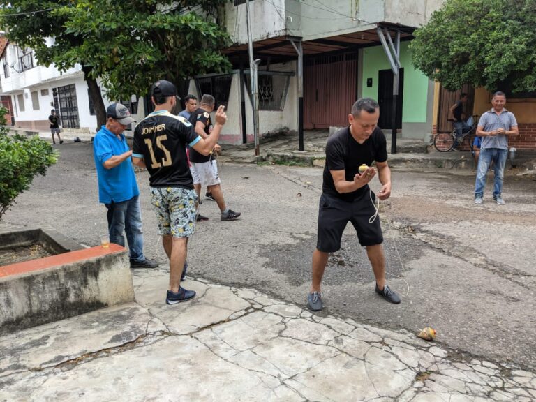 El trompo recorrió la frontera este Jueves Santo