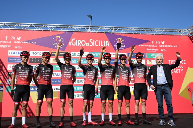 Caída de Jonathan Guatibonza lo margina del Giro de Sicilia