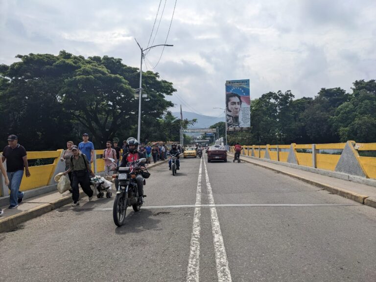 Viernes de gran movimiento por el tramo binacional