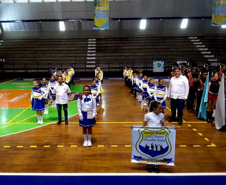Intercambio musical  en Encuentro Municipal de Bandas