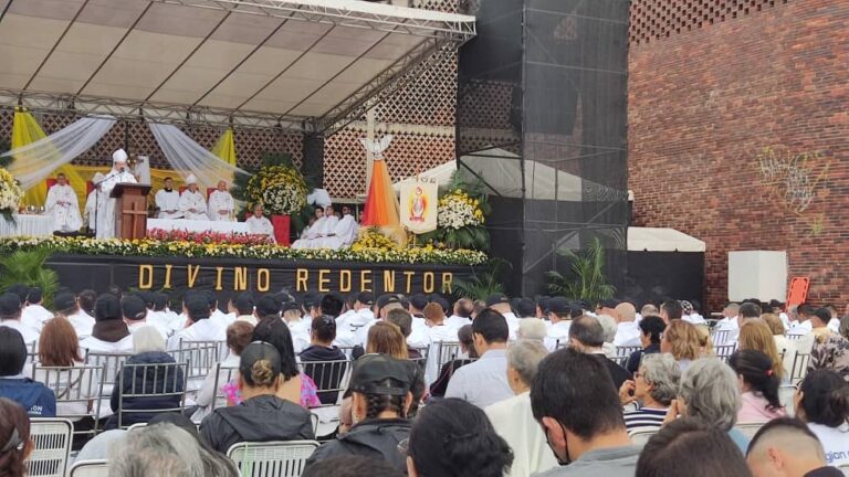 Misa Crismal: Bendición de los Santos Óleos