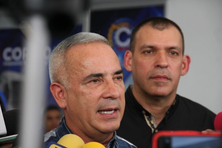 “No se sorprendan si hay más allanamientos”