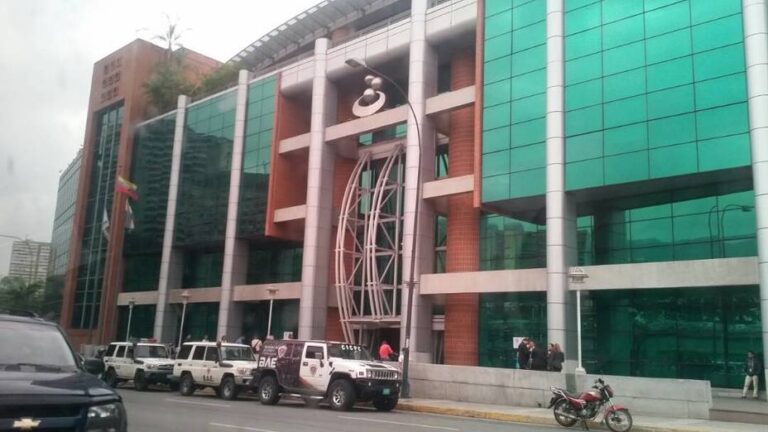 ¿Quién es el único venezolano que figura en la lista de ‘billonarios’ de la revista Forbes?