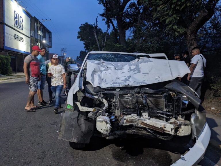 Dos lesionados de gravedad en aparatoso accidente registrado en San Antonio del Táchira