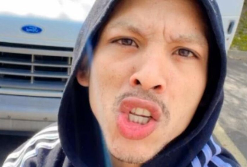 'Leíto', quien mostró 'lo fácil' que era robar en Walmart, fue agredido en Miami