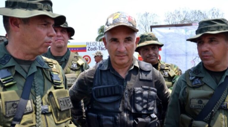 Cayó un integrante de Los Urabeños en operativo en La Fría