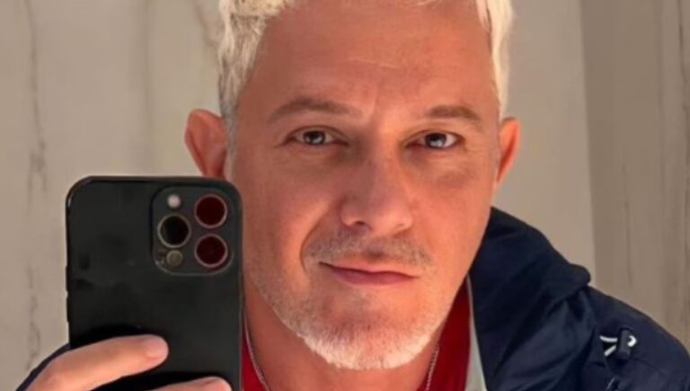 Alejandro Sanz preocupa a sus seguidores al escribir en Twitter que “a veces no quiero ni estar”