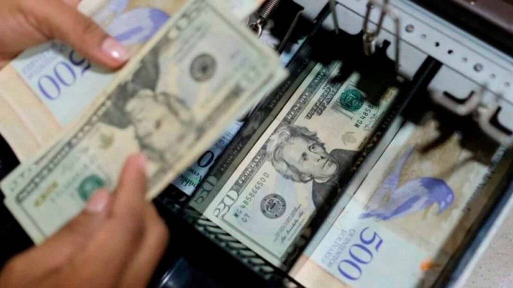 Tras dos trimestres de recesión economía venezolana habría entrado de nuevo en recesión