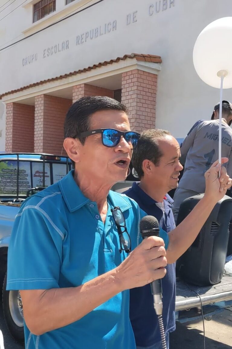 “Solo nos están dejando la opción de migrar”