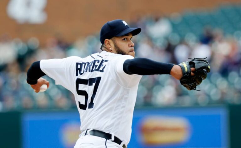 Eduardo Rodríguez se creció en la lomita y maniató toletería de los Guardianes