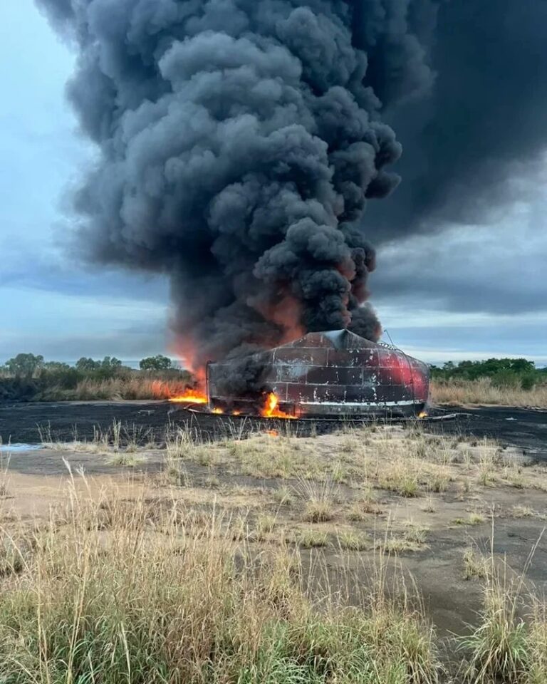 Se incendió en Cabimas un tanque de almacenamiento de crudo