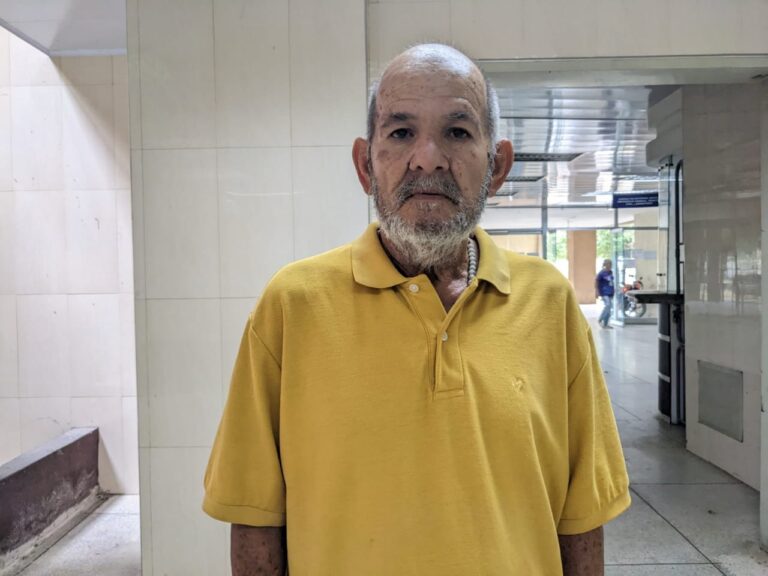 “En mi segunda casa urgen los insumos”: trabajador del hospital de la frontera