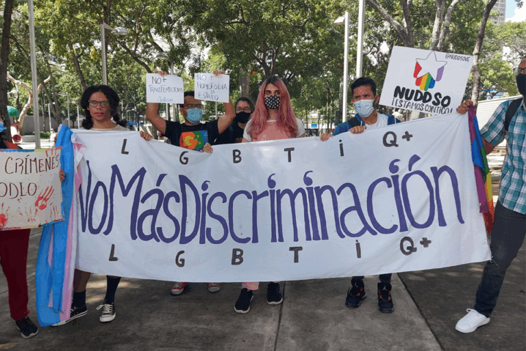 Comunidad LGBTIQ+ pide al CNE avances en cambio de nombre legal