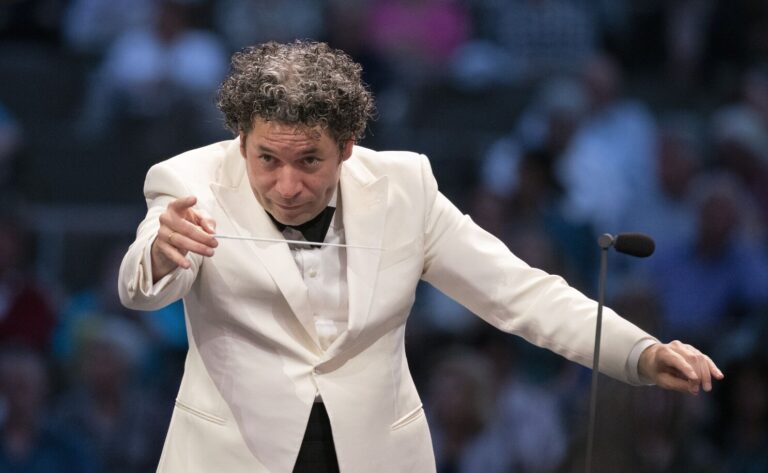 La razón por la que Gustavo Dudamel dimitió como director musical de la Ópera de París
