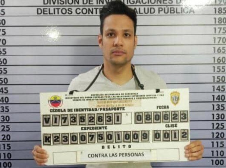 Detienen a dos anestesiólogos involucrados en el caso de El Duke, hijo del contralor general