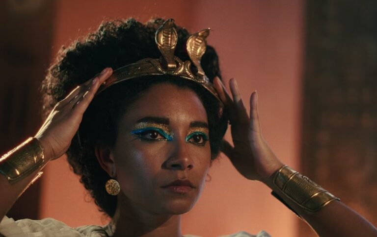 Abogados y arqueólogos egipcios demandan a Netflix por representación de Cleopatra en su docudrama