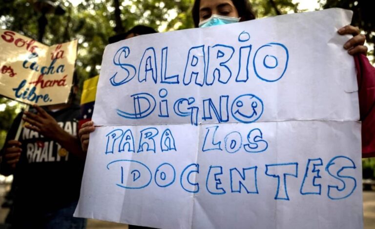 ¿En cuánto se ha devaluado el bono vacacional que cobrarán los trabajadores universitarios?