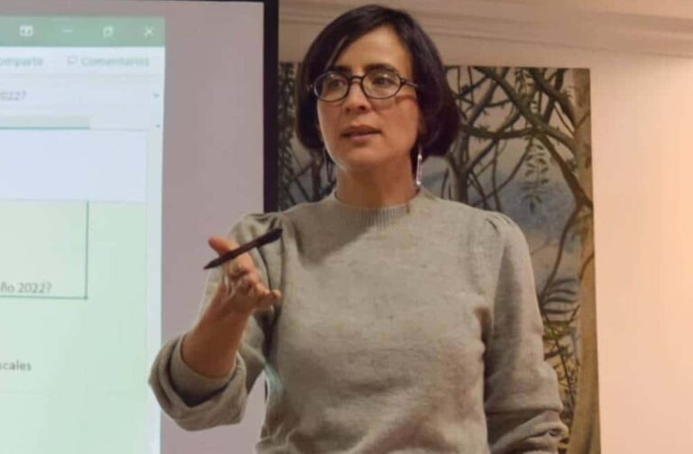 Ministra colombiana llamó despectivamente “venecos” a periodistas que viajaron con Petro a Francia