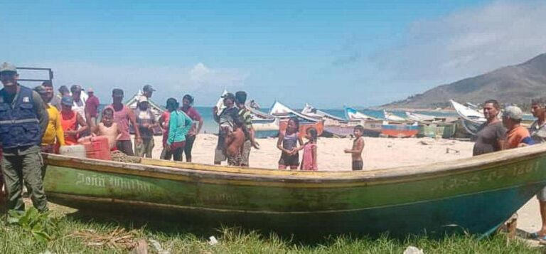 Localizaron a la deriva en Margarita bote peñero de Río Caribe que se perdió con tres tripulantes
