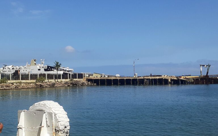 Terminal de Ferrys: una obra millonaria que quedó en el olvido