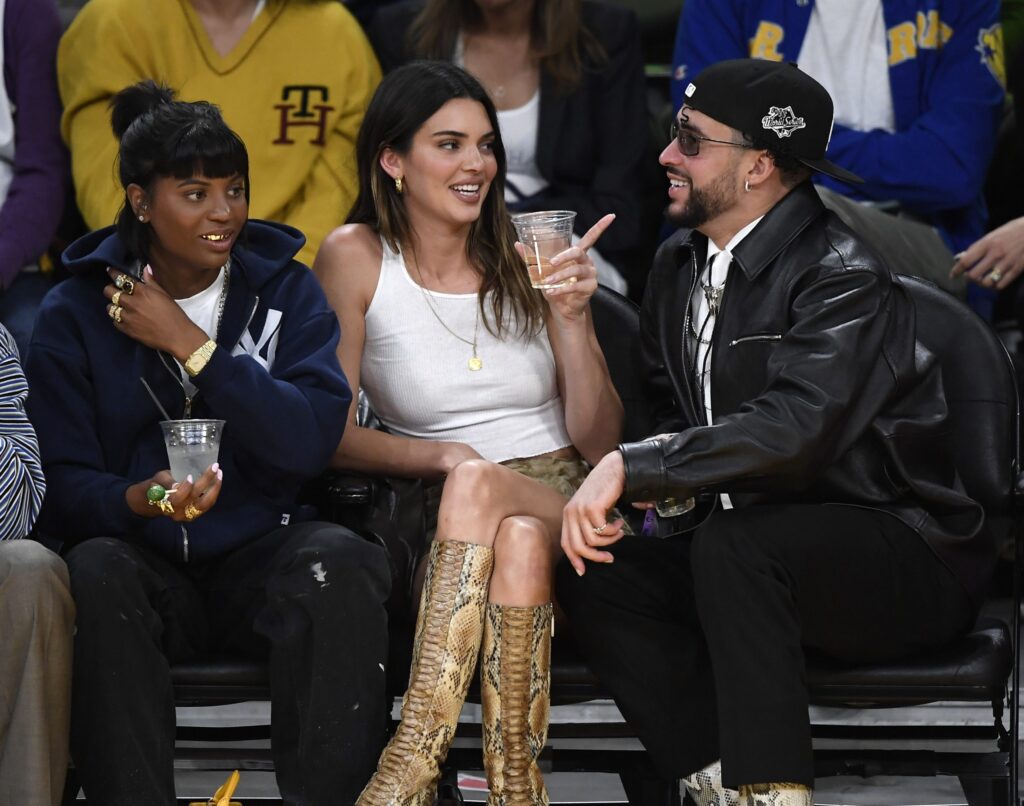 ‘The Kardashians’ desata rumores sobre un posible embarazo de Kendall Jenner