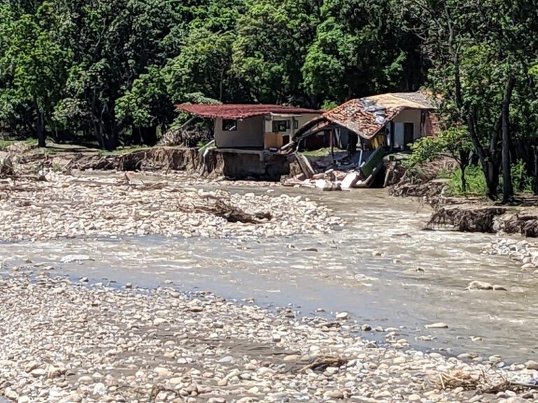 Colapsó otra área de El Andinito