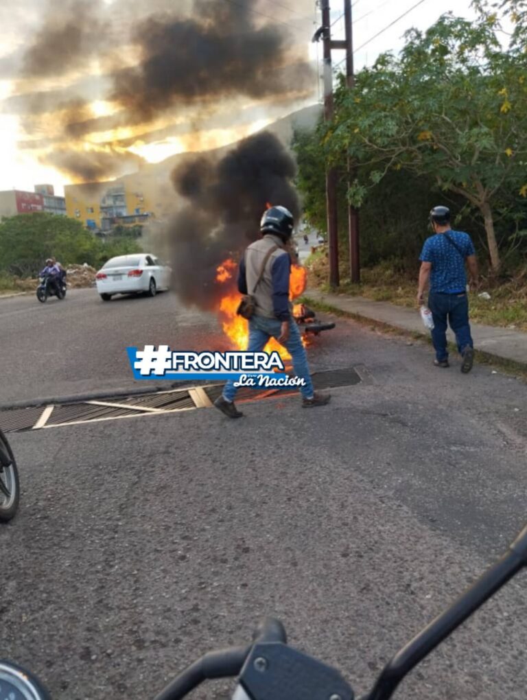 Se incendió motocicleta en San Antonio del Táchira