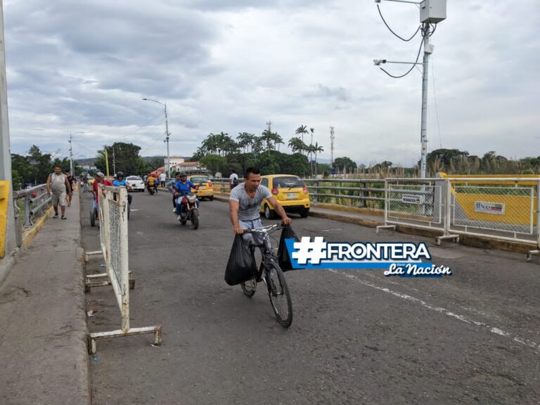 “El puente no es parada”: recuerdan los usuarios a taxistas