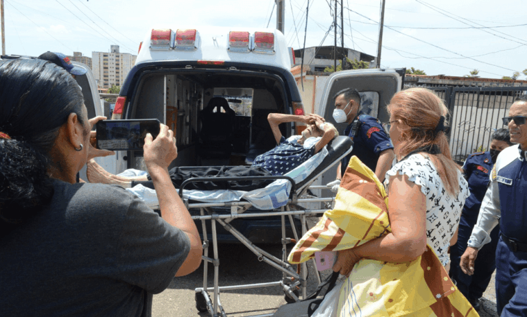 Encuentran a anciano solo, deshidratado y desnutrido en Veritas