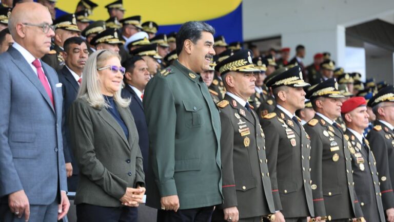 Presidente Maduro saluda el éxito de Putin en superar un intento de rebelión armada